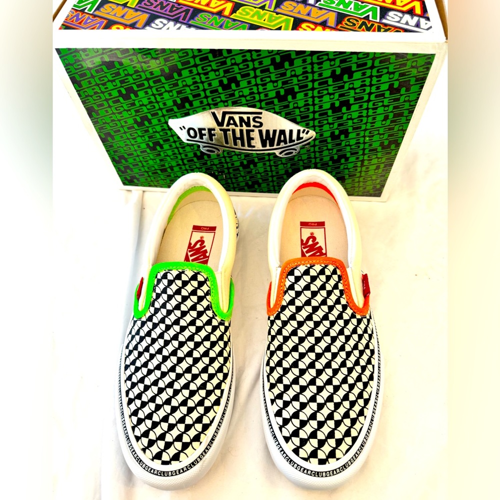 Vans Clubgear Slip-Ons